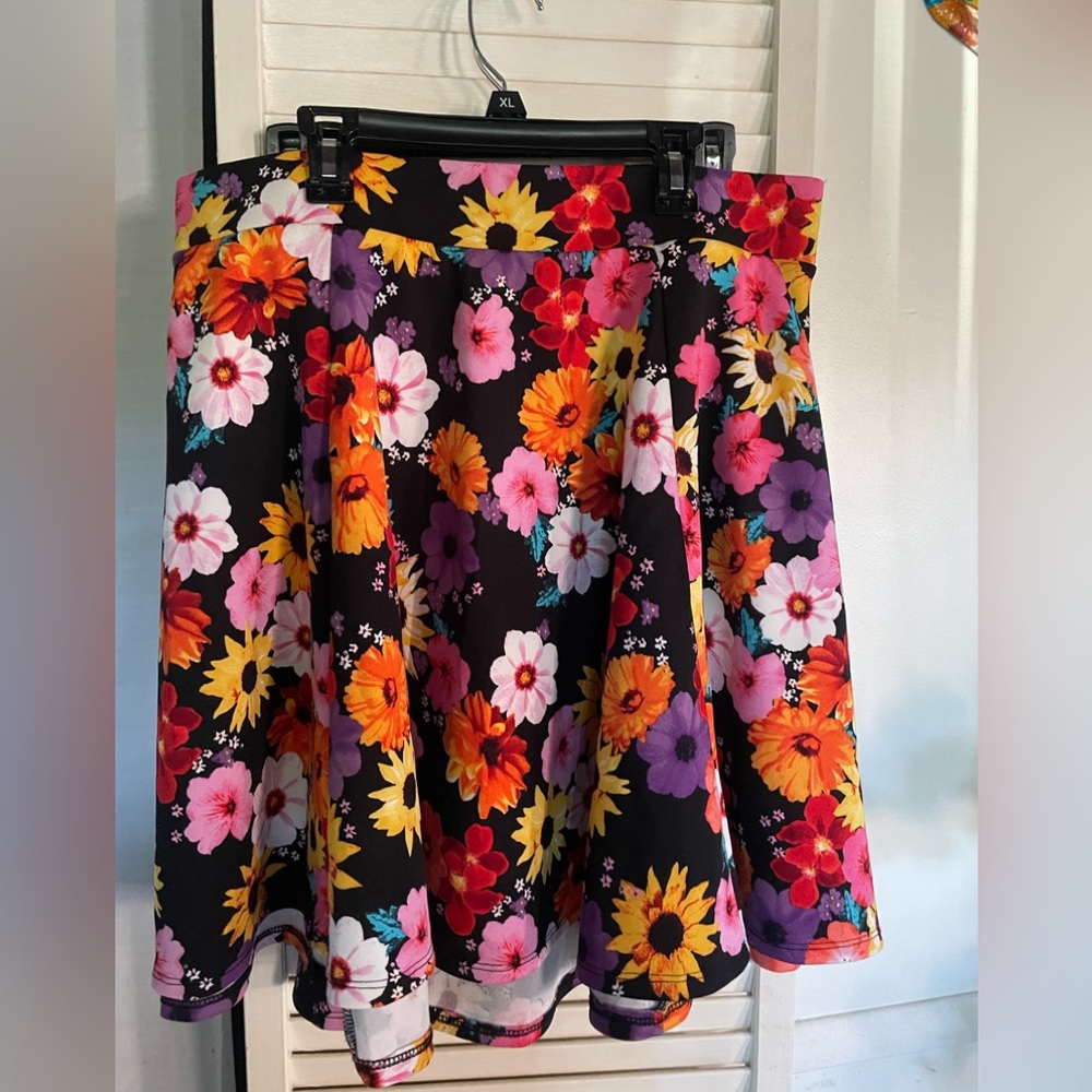 torrid Black Floral Circle Skirt with Multicolor Blooms